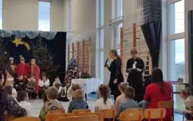 Jasełka bożonarodzeniowe w PSP w Jadownikach 7