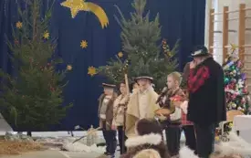 Jasełka bożonarodzeniowe w PSP w Jadownikach 11