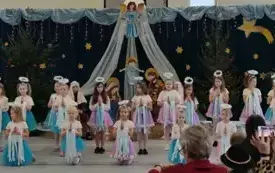 Jasełka bożonarodzeniowe w PSP w Jadownikach 17