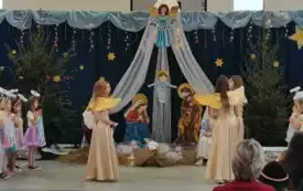Jasełka bożonarodzeniowe w PSP w Jadownikach 18