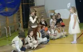 Przedszkolne jasełka w PSP w Godowie 19