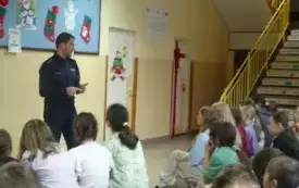 Prelekcja "Bezpieczne ferie". Spotkanie z policjantem! 6