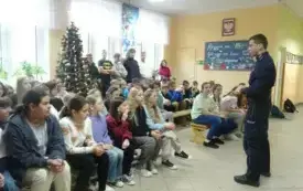 Prelekcja "Bezpieczne ferie". Spotkanie z policjantem! 7
