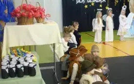 Galeria aktualności Dzień Babci i Dziadka w grupach przedszkolnych w PSP w Godowie 2025 16
