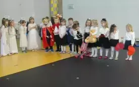 Galeria aktualności Dzień Babci i Dziadka w grupach przedszkolnych w PSP w Godowie 2025 19