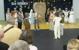 Galeria aktualności Dzień Babci i Dziadka w grupach przedszkolnych w PSP w Godowie 2025 22