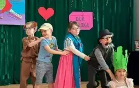 Dzień Babci i Dziadka w przedszkolu PSP Łomno 49