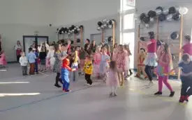 Zabawa karnawałowa 19