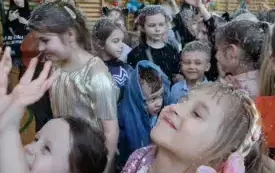 Zabawa choinkowa w przedszkolu w Chybicach 2