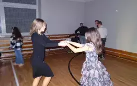 Zabawa choinkowa w PSP w Łomnie 1