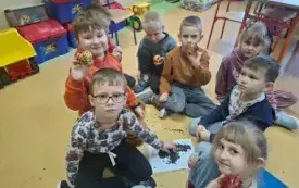 Spotkanie z leśnikiem w chybickim przedszkolu 23
