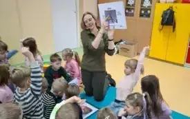 Spotkanie z leśnikiem w chybickim przedszkolu 33