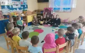 Muzyczna przygoda z Kicią Kocią- PSP Chybice 6