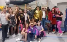 Zabawa choinkowo- ostatkowa w klimacie lat 90 6