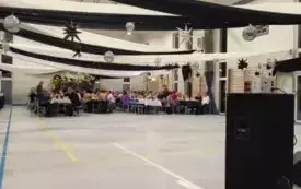 Zabawa choinkowo- ostatkowa w klimacie lat 90 10