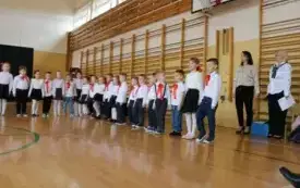 Babcie i Dziadkowie świętują z przedszkolakami z Chybic 24