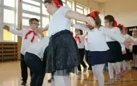 Babcie i Dziadkowie świętują z przedszkolakami z Chybic 30