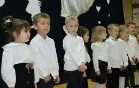 Babcie i Dziadkowie świętują z przedszkolakami z Chybic 59