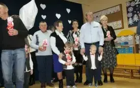 Babcie i Dziadkowie świętują z przedszkolakami z Chybic 67