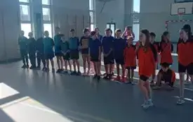 Galeria aktualności  GMINNY TURNIEJ MINI KOSZYK&Oacute;WKI 3 x 3.  CHŁOPCY Z SZERZAW NAJLEPSI DZIEWCZĘTA DRUGIE. 10