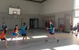 Turniej piłki koszykowej na hali w Jadownikach 8