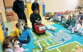 Spotkanie ze strażakami z Ochotniczej Straży Pożarnej w Nieczulicach 35