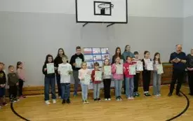 Dzień Języka Ojczystego w Publicznej Szkole Podstawowej w Łomnie 6