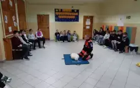 Ratownik Dąbrowa 25 8