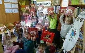 Wyprawka czytelnicza dla pierwszoklasist&oacute;w PSP w Godowie 1