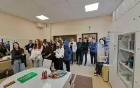 Giełda Szk&oacute;ł Ponadpodstawowych &ndash; PSP Łomno 2