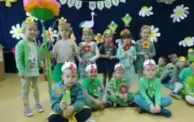 Przedszkolaki z Chybic witają wiosnę 2