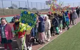Przedszkolaki z Chybic witają wiosnę 8
