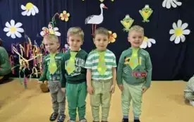 Przedszkolaki z Chybic witają wiosnę 32