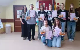 Galeria aktualności Nikola Pożoga zdobywa tytuł Super Dziewczyny Szkoły Podstawowej w Szerzawach! 12