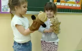Magia teatru w chybickim przedszkolu 17