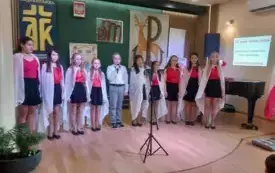 Sukcesy uczni&oacute;w w XXIII Konkursie Pieśni i Poezji Patriotycznej "Kocham moją Ojczyznę" 4