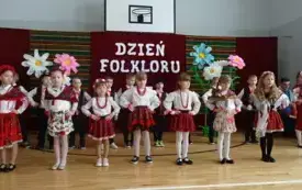 Dzień Folkloru - święto tradycji i kultury 42