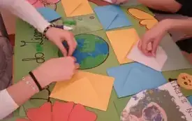 Galeria aktualności Nasi uczniowie piszą listy do Ziemi! 10