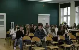 FOCUS ON ENGLISH XVII &ndash; FINAŁ 1