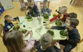 Tradycje wielkanocne w przedszkolu w Chybicach 4
