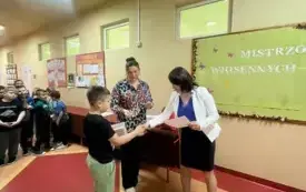 Wielkanocny Kiermasz w naszej szkole- PSP Chybice 17