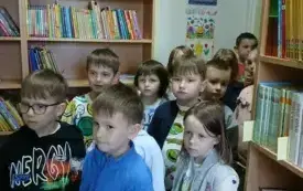 Światowy Dzień Książki w grupie 0 a i 0 b w PSP w Chybicach 25