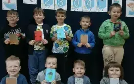 Światowy Dzień Książki w grupie 0 a i 0 b w PSP w Chybicach 30