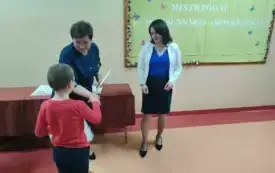 Mistrzowie szkolnych konkurs&oacute;w 4
