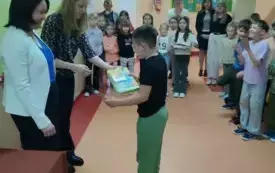 Mistrzowie szkolnych konkurs&oacute;w 9