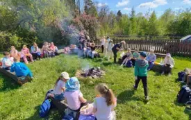 Wycieczka do lasu- sadzenie dęb&oacute;w. 15