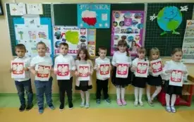 Majowe święta w przedszkolu w Chybicach 2