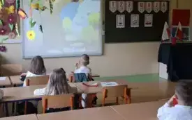 Majowe święta w przedszkolu w Chybicach 5
