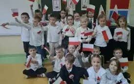 Majowe święta w przedszkolu w Chybicach 7
