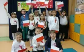 Majowe święta w przedszkolu w Chybicach 8